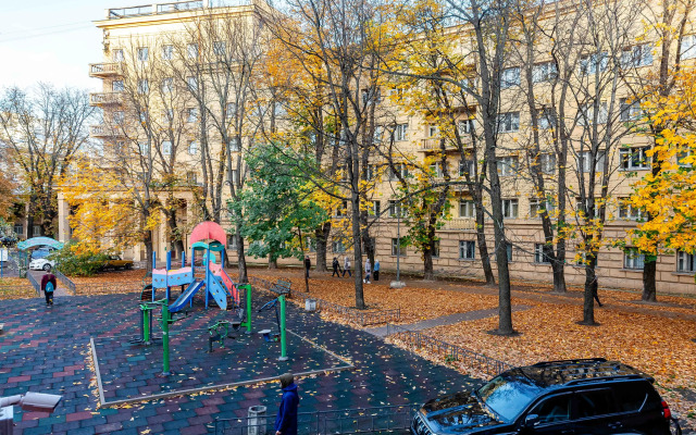Petrogradka 1 Flat