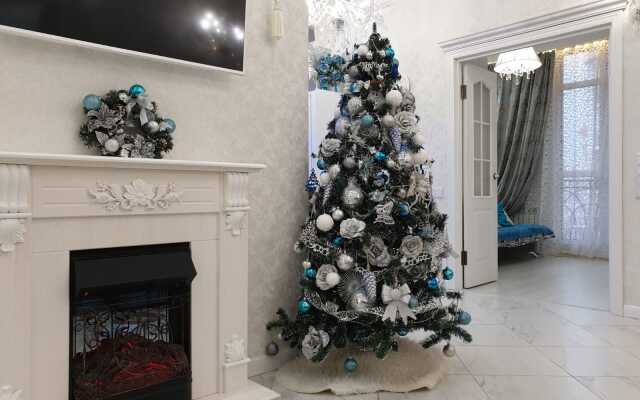 Апартаменты Luxury on Krymskaya 22