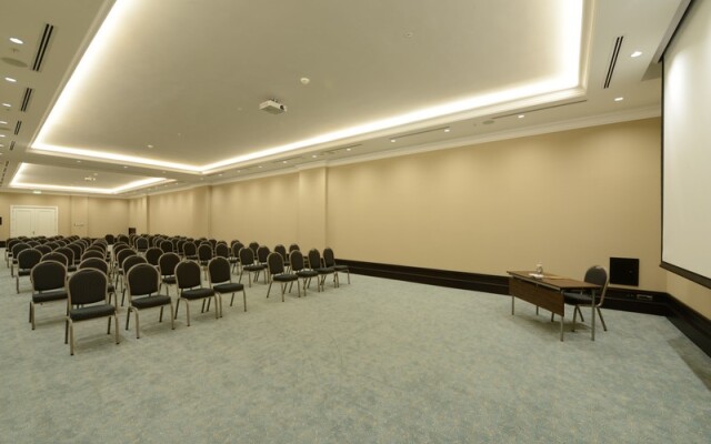 İsfanbul Holiday Home & Suites Hotel