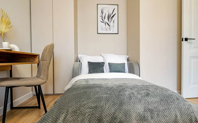 Apartments Cosmos Apart V Zhk Biznes-Klassa (4) Na Ostrovskogo