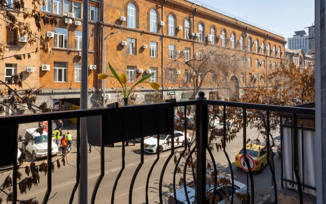 KeyGo #0062, 1 Bedroom, City Center Apartments