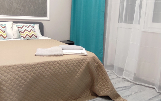 Апартаменты еЖИВИка Автомобилистов 13