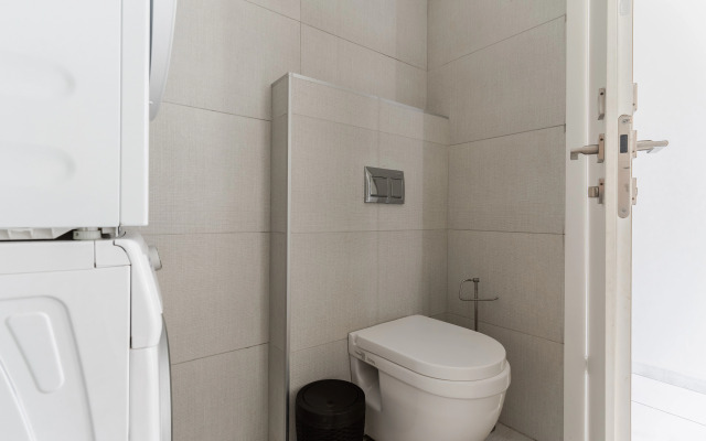 Blueground at Nahalat Bynamin ID47 Apartments