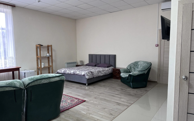 Uyut na Dzerzhinskogo 67 Guest House