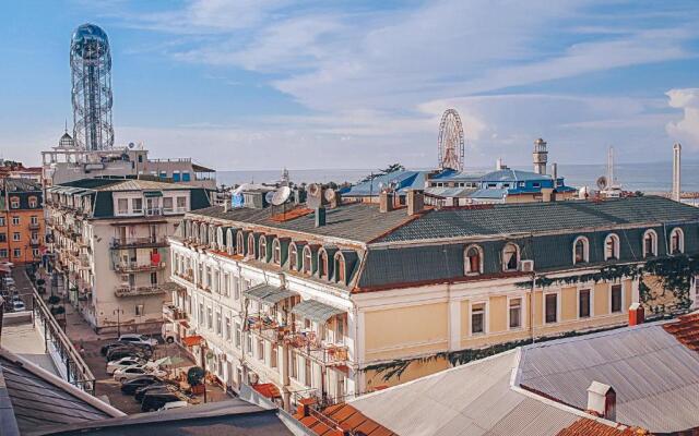 Senator Hotel Batumi