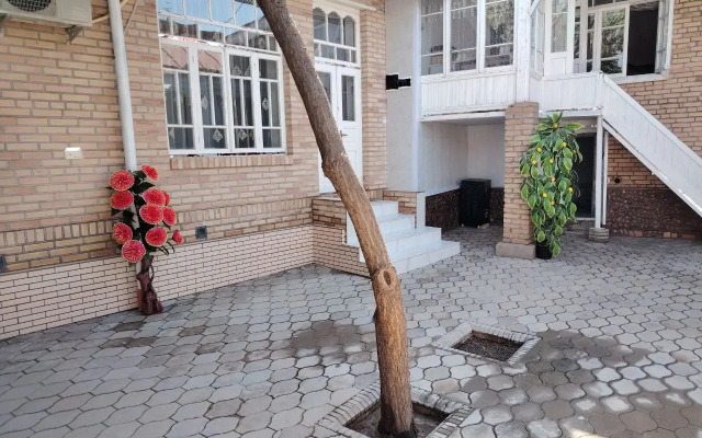 Mokhira Guest House
