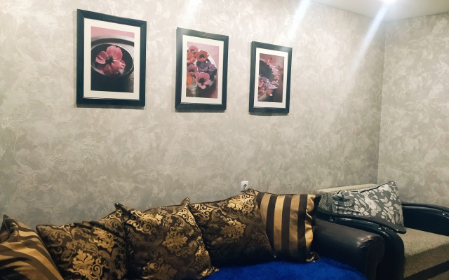 Dvukhkomnatnaya Blizhe K M 7 Flat