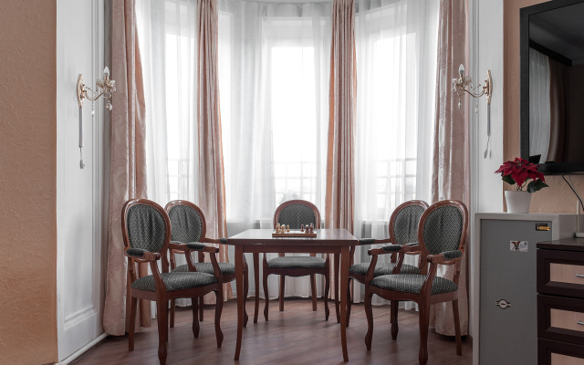 Apartment on Vasileostrovskaya