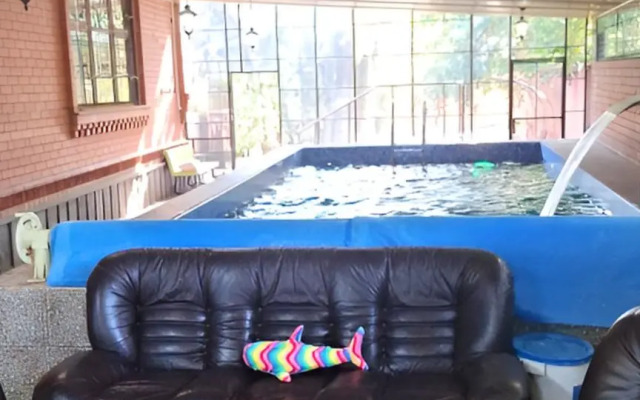 Частный дом Анна с тёплым бассейном