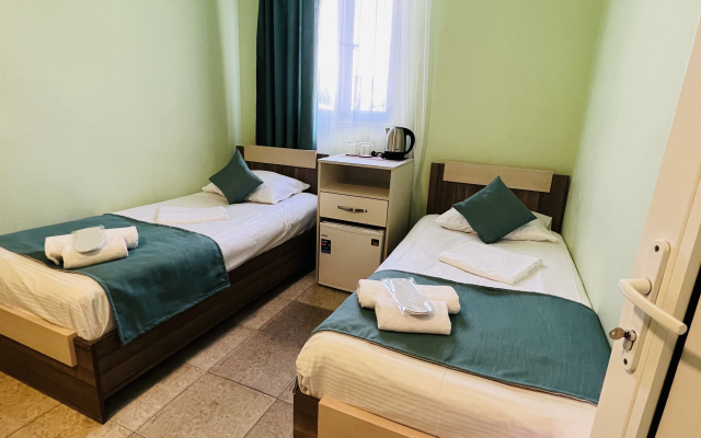Marnar Hotel