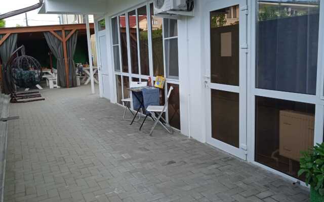 Aysberg Guest House with city view