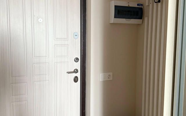 Tikhaya Studiya Na Novomoskovskoy Flat