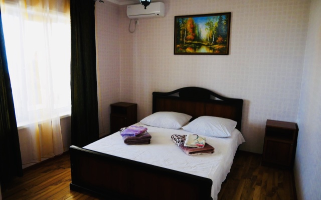 Baza Mango Guest House