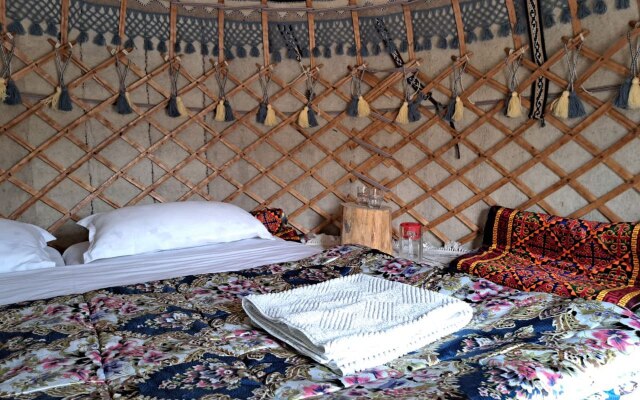 Глэмпинг Agat Yurt Camp