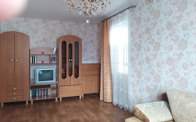 Two-room Na Angarskoy Apartaments