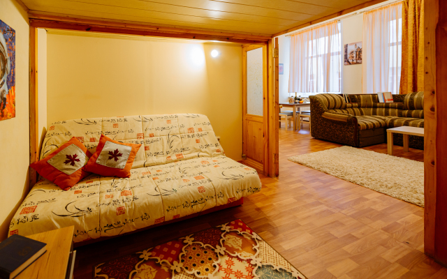 Pavel&Olga Wonderful Duplex in the center of Pskov Apartments