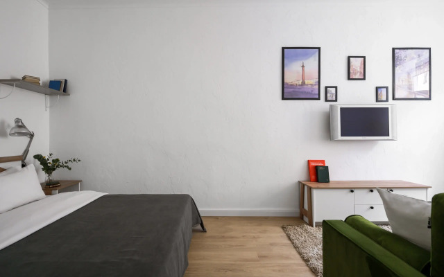 Welcome Home Pushkinskaya 2/79 Apartments