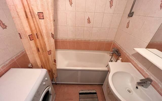 Апартаменты 3кв Южный ТРЦ Фаворит Валерии Гнаровской 10к2