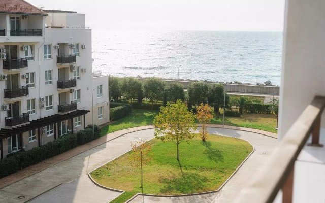 Apartments Imeretinsky - Marine Quarter