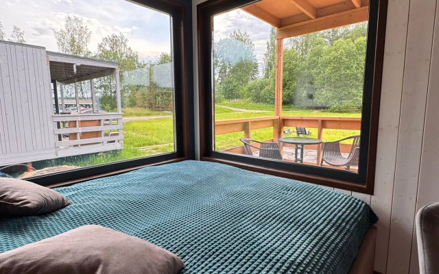 Гостевой дом Гостевые дома Family и Studio на Берегу Ладоги