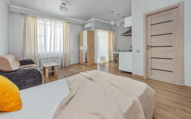 Semeynye U Plyazha S Podogrevaemym Basseynom Apartments