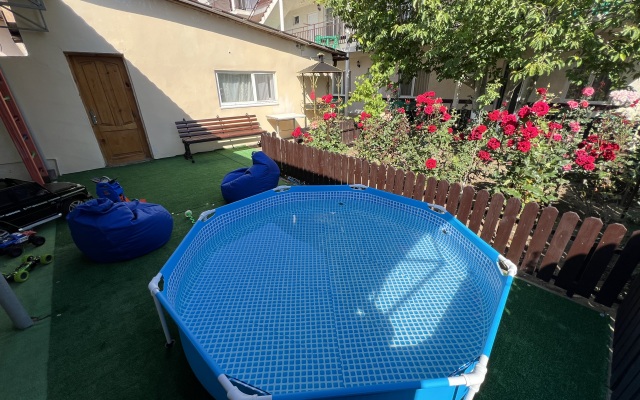 Orhideya Guest House