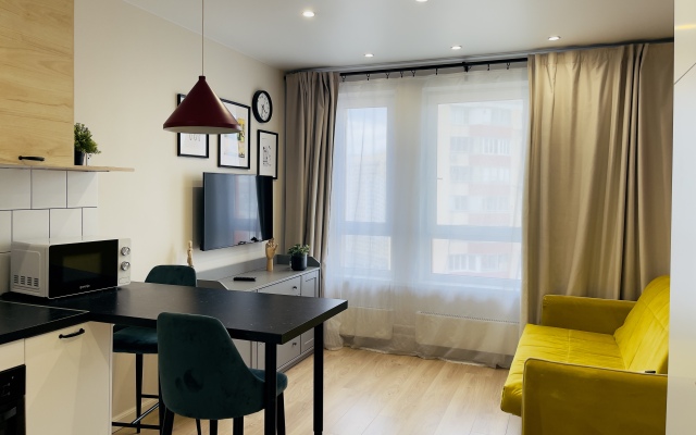 U Krokus Ekspo Flat 19 Etazh
