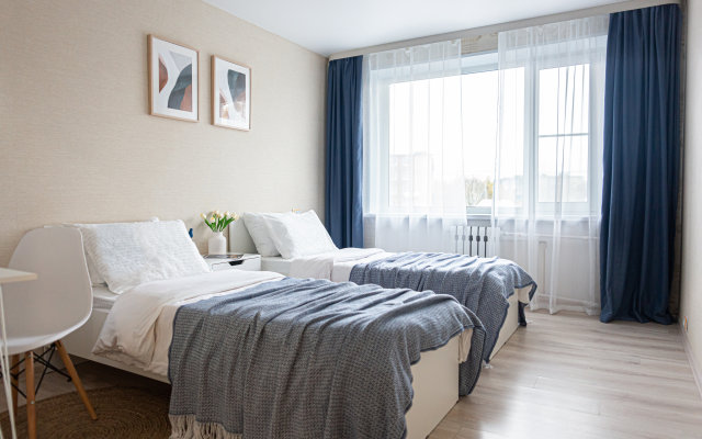WELCOME HOME Aparts & Tours 12-33 Apartment