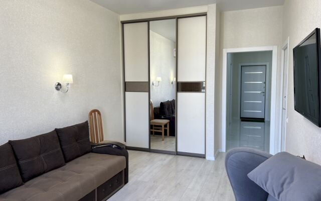 270 Suvorova 27k1 Apartments