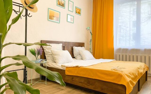 Happiness Live in the center of Sevastopol Apartment