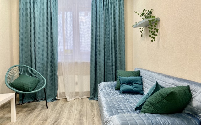 Topaz, Zakrytyy Dvor, Ryadom TTS Kristall Apartments