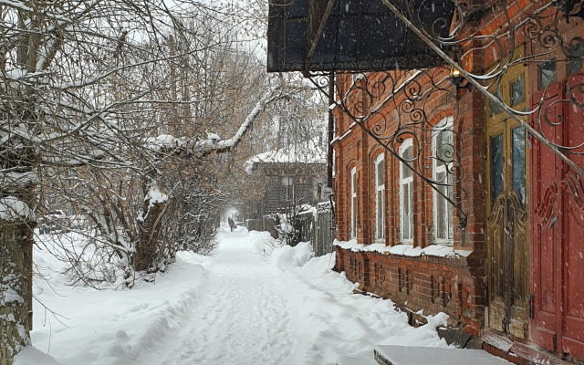 V starinnom osobnyake Revolyutsioner Ikonnikov Flat