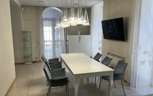 Частный дом Гагаринхаус