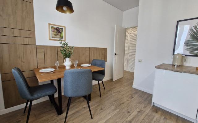 Апартаменты Family Home Парк Галицкого