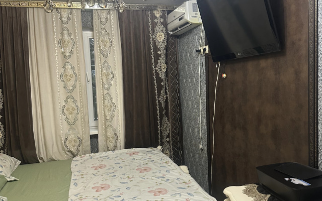 Uyutnaya Kvartira V Spalnom Rayone Flat
