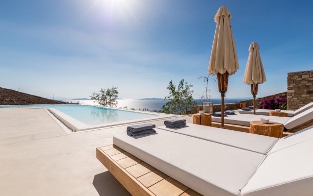 El Palacio Mykonos Villa