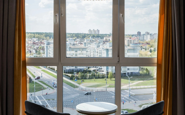 Rumer S Panoramnym Vidom U Dana Moll Apartment