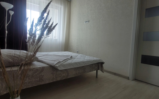 Bezmyatezhnost Komfort I Stabilnost Flat