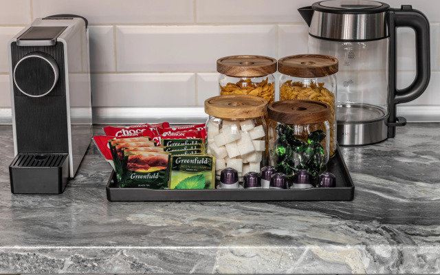 Квартира Moscow Deluxe Apartments Royal Tea Loft