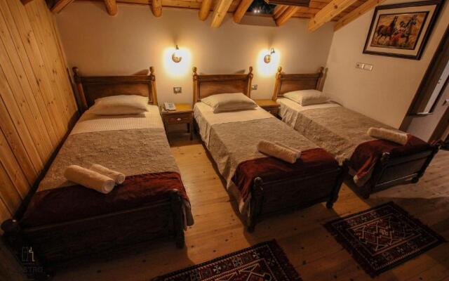 Kastro Hotel