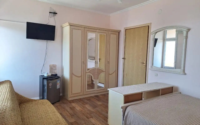 Gostevoy Dom Oazis Na Fruktovoy Guest House
