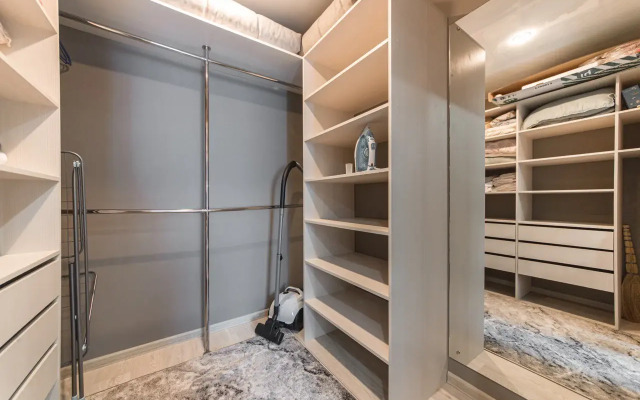prostornaya i uyutnaya v epicentre zhizni Zasheksninskogo rajona Flat