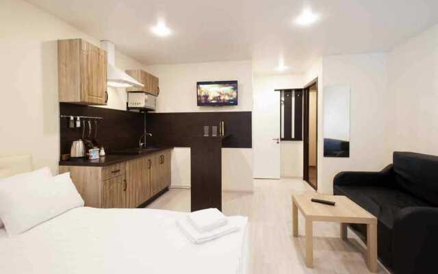 Hotel-City Hotel