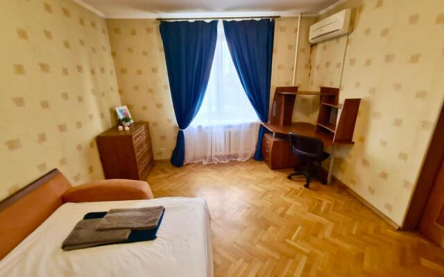 Dvukhkomnatnaya na Golyanovskom proezde Apartment