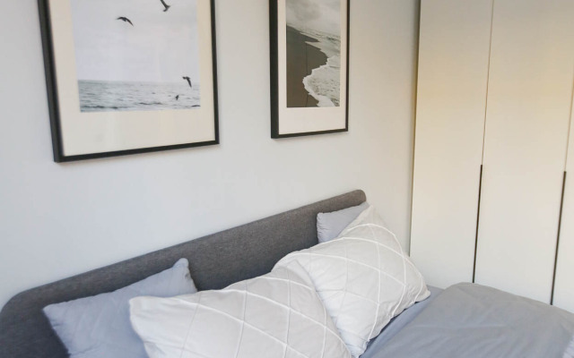 Grey Swan Apartments