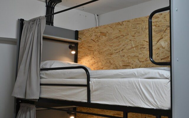 Hostel-44