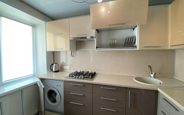 Квартира Жёлтый Нарцисс на Челюскинцев 17