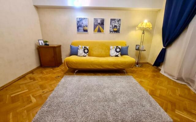 Dvukhkomnatnaya na Golyanovskom proezde Apartment