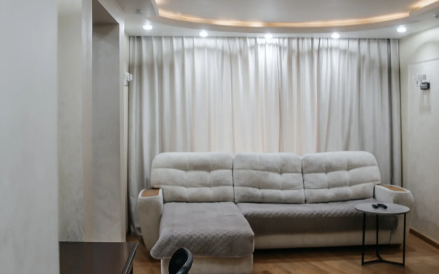 Yevrodvushka Na Ul. Baramzinoy 3k1 Flat