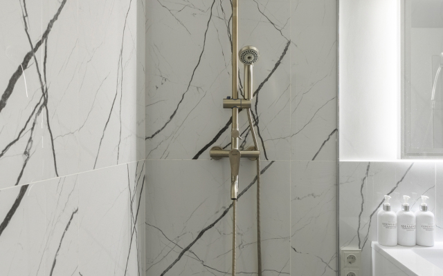 Квартира Двухкомнатная с Дизайнерским Ремонтом на Садовой